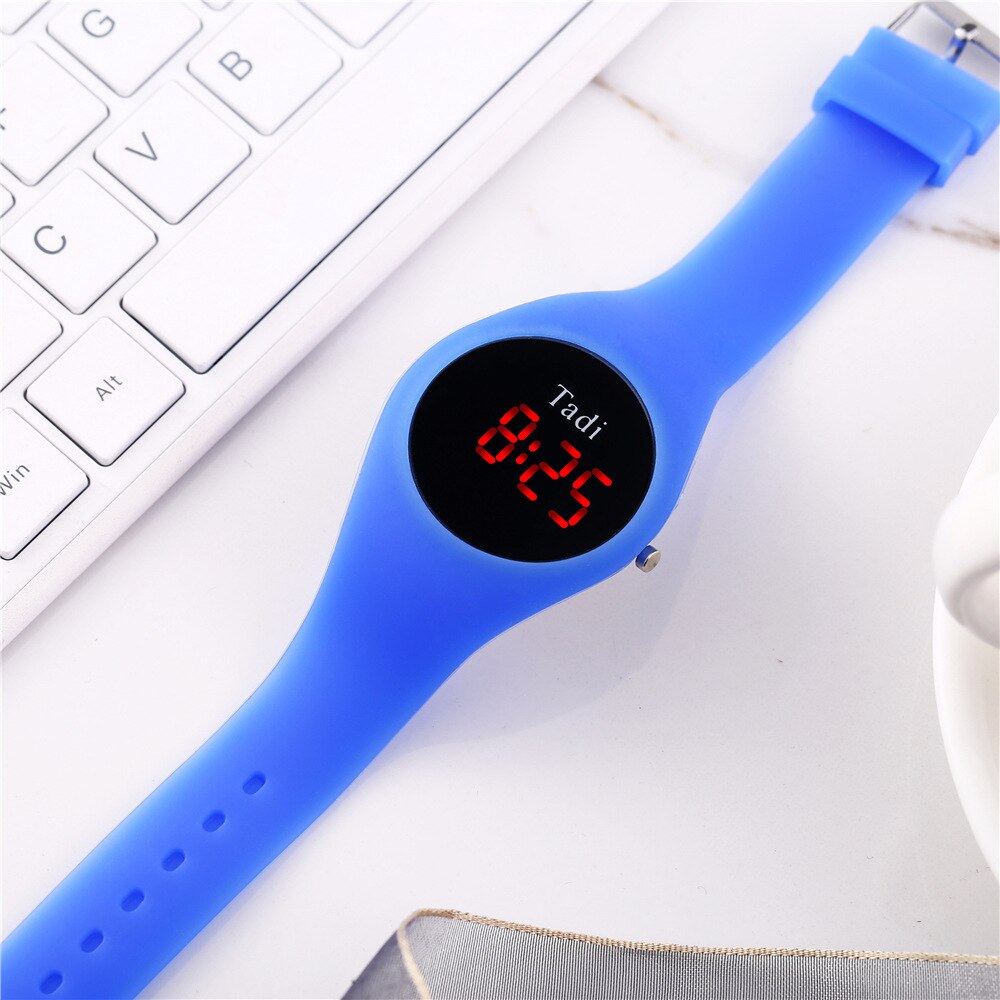 Vrouwen Mode Digitale Vrouwen Elektronische Horloge Plastic Luie Studenten Eenvoudige Horloge Vrouwen