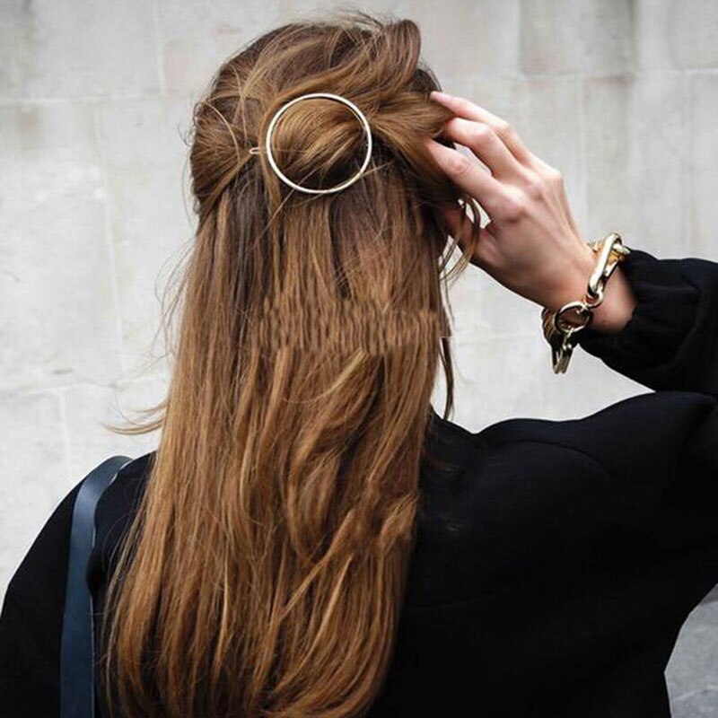 2Pcs Hollow Geometrische Haar Clip Voor Vrouwen Elegante Driehoekige Moon Star Cirkel Metalen Barrette Haarspeld Hoofd Accessorie