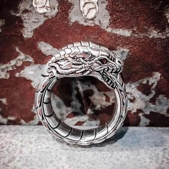 Personality Dragon Ring Men and Women Ring Retro Domineering Ring Party Dating Men and Women Ring: 8 / Silver