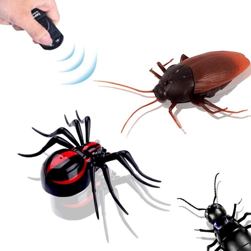 Cockroach Spider Ant Prank Jokes Infrared RC Remote Control Animal Insect Toy Kit for Child Kids Adults for Boys Pet Cat Dog