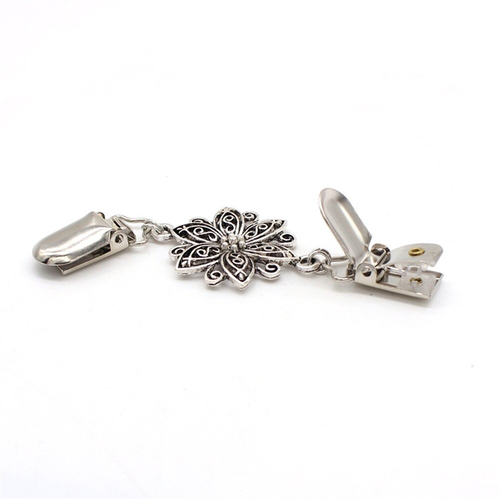 Rétro Style européen américain ajouré fleurs vêtements châle pince écharpe boucle pull pince soie foulard boutonnière accessoires