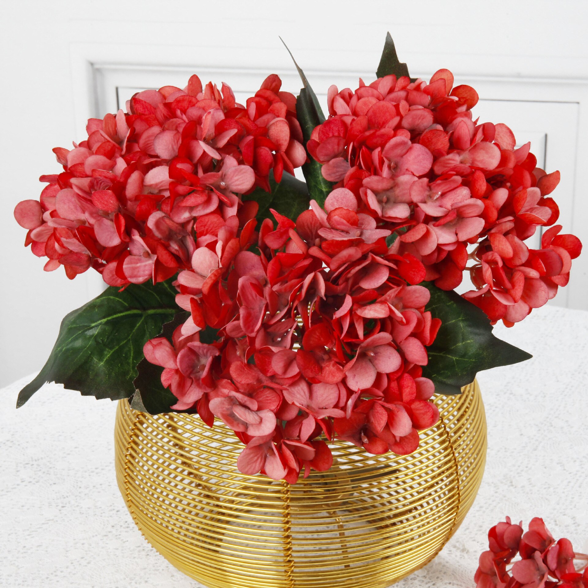 Single high simulation twig hydrangea