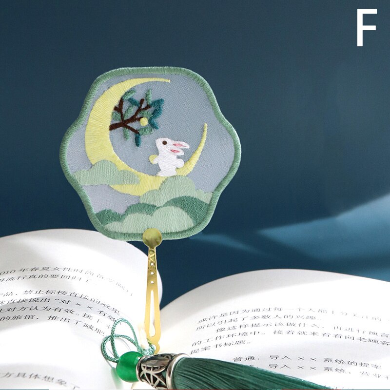 DIY Embroidered Bookmark Material Package Embroidery Starter Kit With Flowers Plant Pattern Color Threads Handmade Bookmark Kit: F