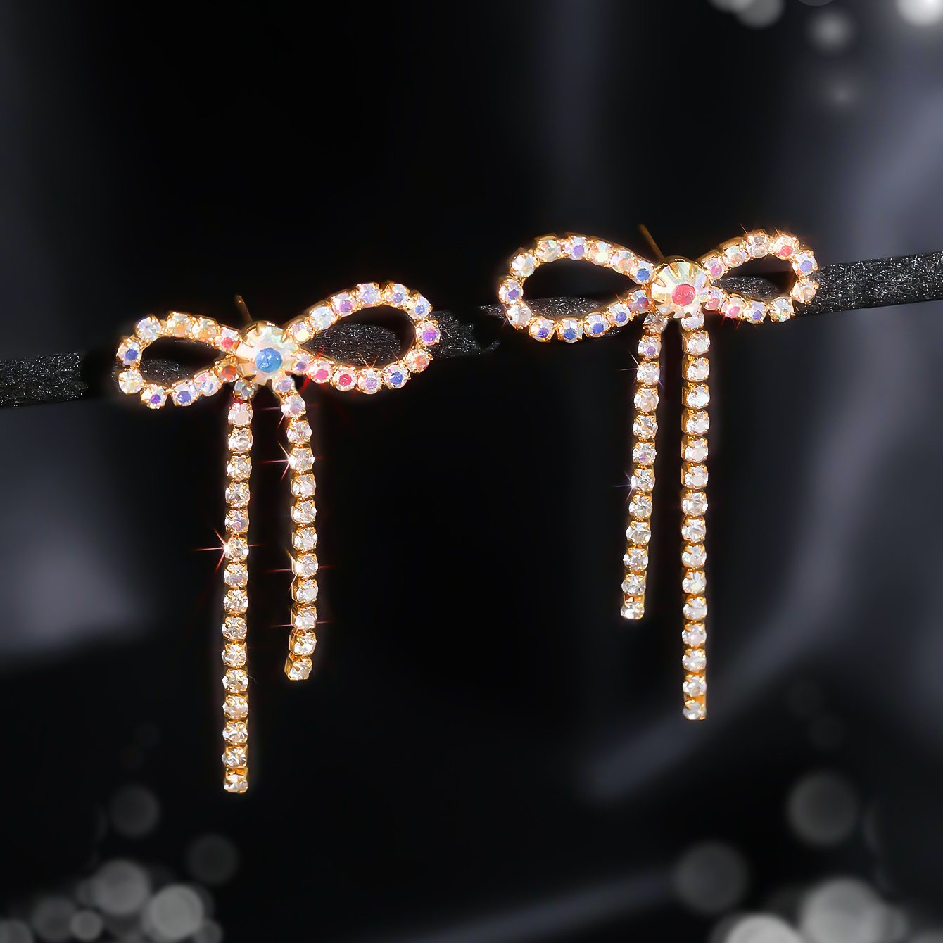 Kleurrijke strik oorbellen voor dames, oorbellen met strass steentjes, lange kwastjes, zwarte roestvrijstalen hangende oorbellen, schattige sprankelende sieraden: Zwart geweer verguld