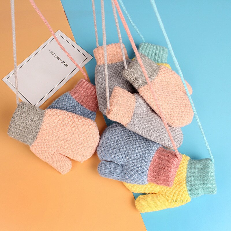 Los niños guantes de bebé guantes de lana de Merino bebé guante de terciopelo engrosamiento cálido caramelo lindo colgante de Color cuello chico guantes suaves