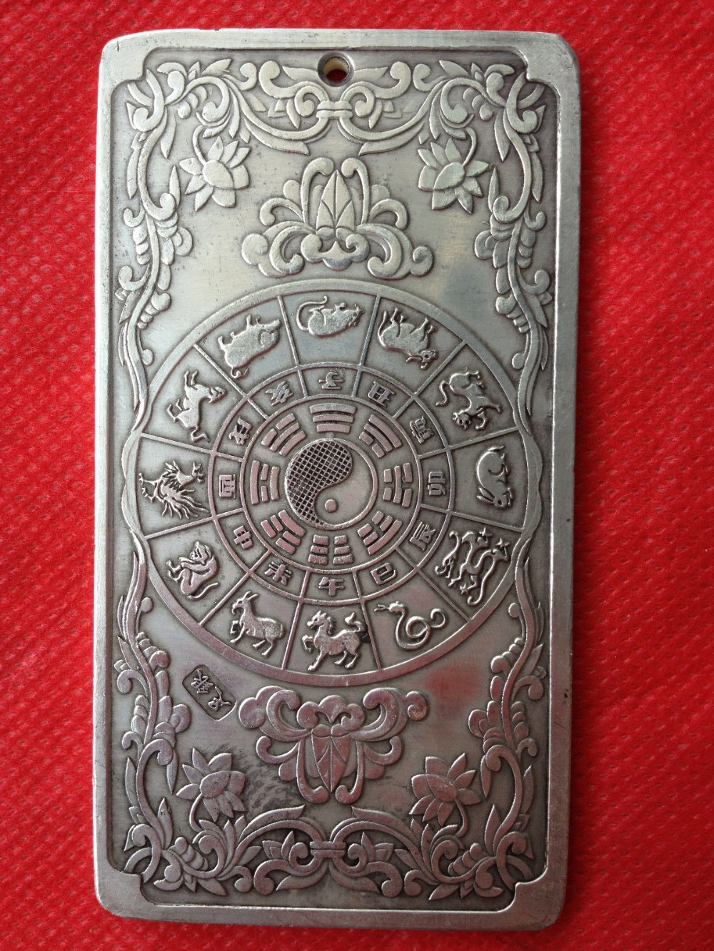 Amulette tibétaine en argent, ancienne assiette exquise, «serpent du zodiaque chinois», 135g