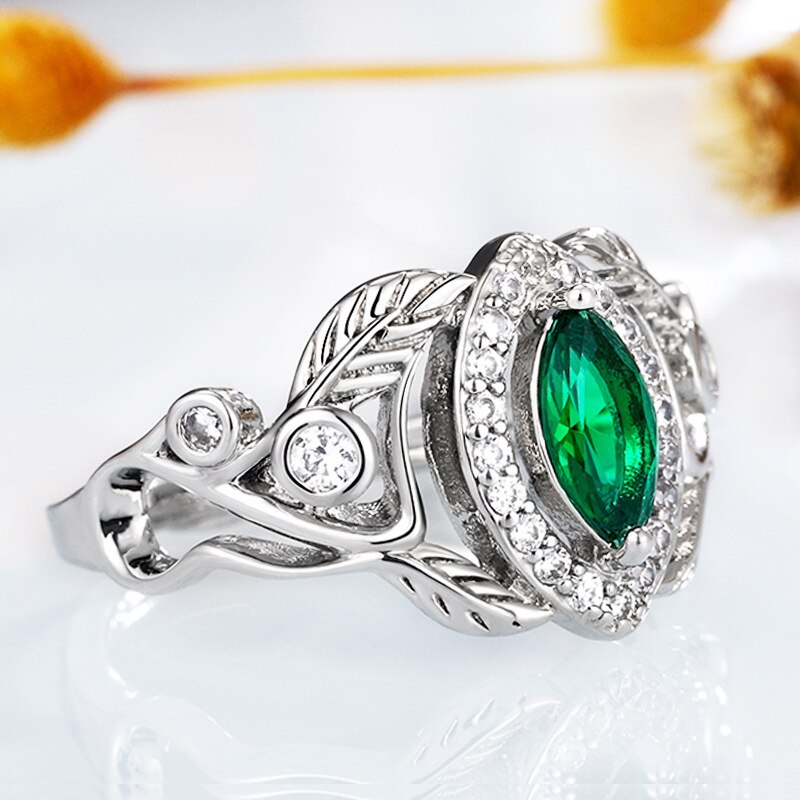 Elegante Vrouwen Ringen Engagement Wedding Party Oval Groene Steen Groene Kleur Prachtige Klassieke Vrouwelijke Vinger Ring