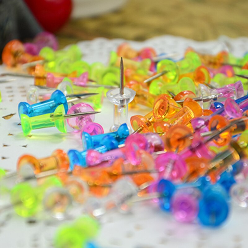 50 stk/lot fargestifter tryknåler kartnål korktavle tommelstifter tryknål skrivesaker knapper nåler kontor skoleutstyr