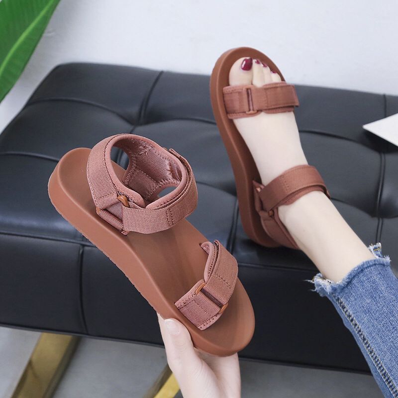 Sandalias de plataforma de cuero directo de fábrica zapatos de cuero grueso de mujer de verano hebilla de de fondo grueso casual de mujer