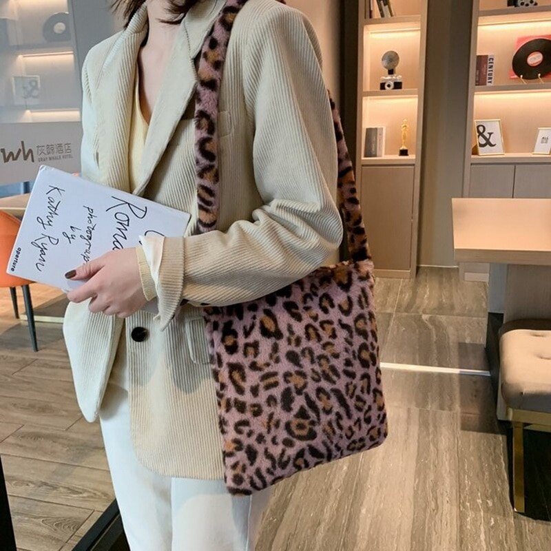 Leopard Print Crossbody Bags For Women Autumn Winter Plush Soft Shoulder Messenger Bags Ladies Fluffy Handbag And Purse: pink 2