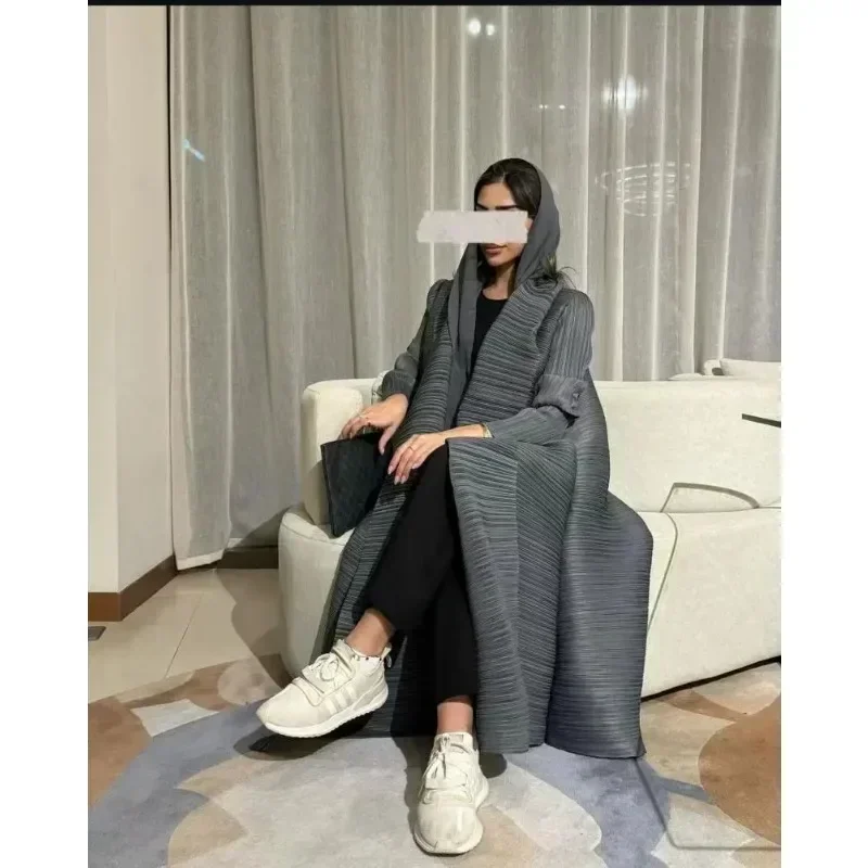 Gghk plisseret kvinders luksuriøse trenchcoat ensfarvet revers langærmet cardigan vintage løs stor størrelse arabisk abaya til kvinder