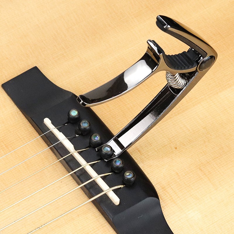 Metal guitar capo zinklegering til akustisk klassisk elektrisk guitar tuning klemme guitar streng pin puller capotraste guitarra