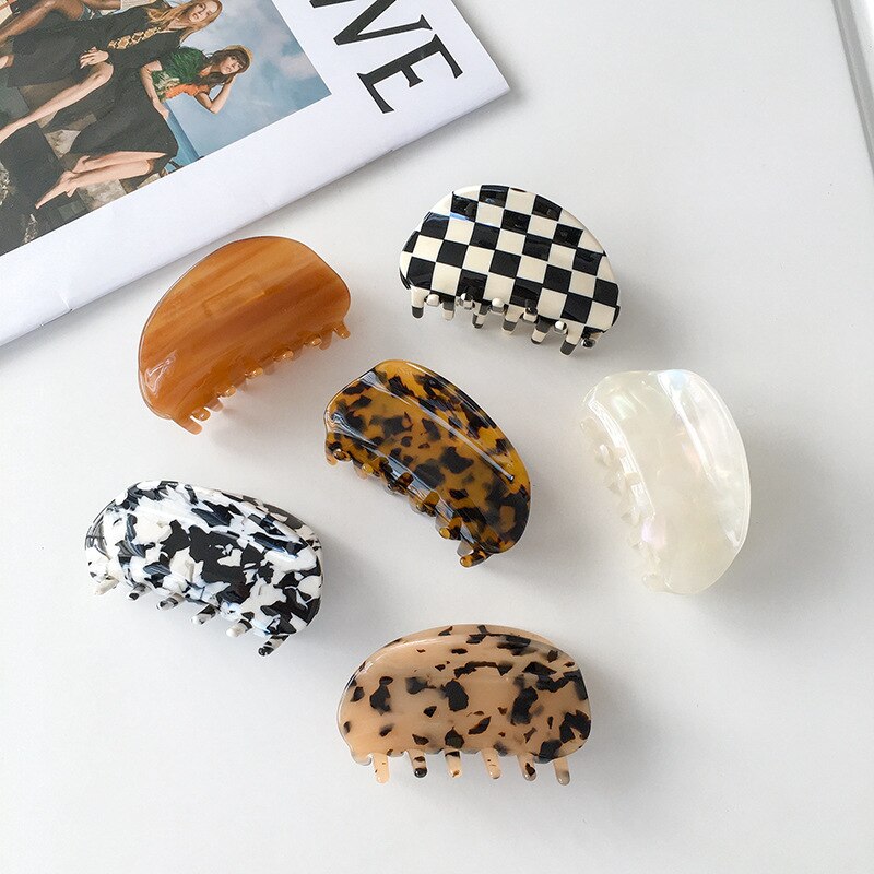 Korea 8.7cm Black White Plaid Checkerboard Claw Clip Acetate Semicircular Shell Grid Lattice Hair Claw For Woman