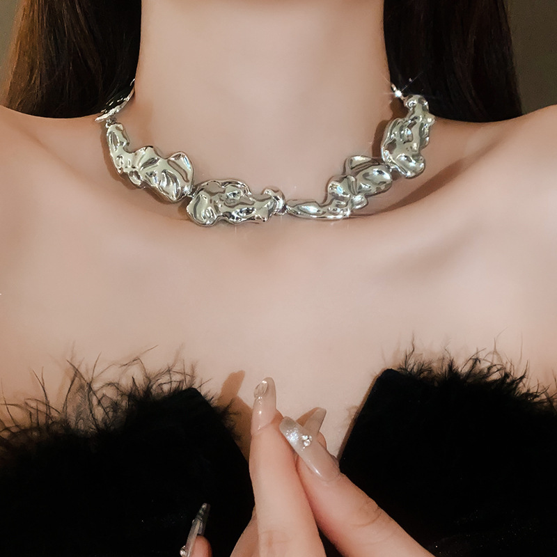 Collier Punk en métal irrégulier pour femmes, collier géométrique exagéré, Simple, couleur or, argent, bijoux de fête