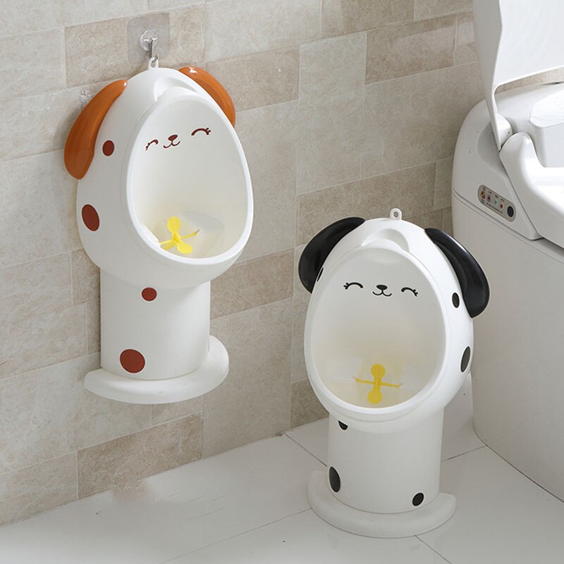 baby gutt potte toalett trening låve stå vertikal urinal takrenne tisse spedbarn smålåve veggmontert krok potte toalett blå