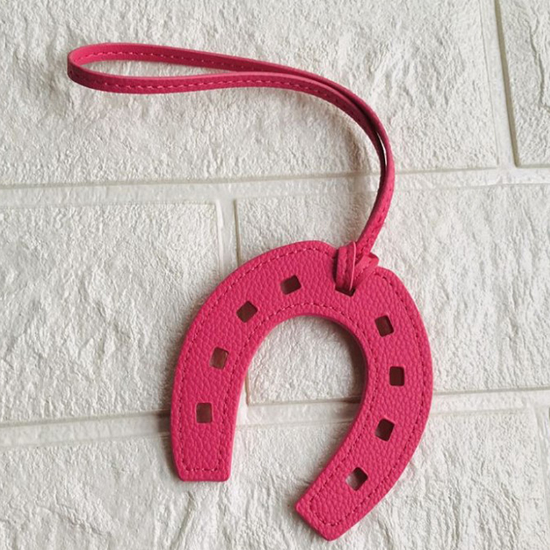 1 stk pu læder hestehov hestesko nøglering håndtaske nøgleringe nøglering holder charm taske pung tilbehør til kvinder og piger