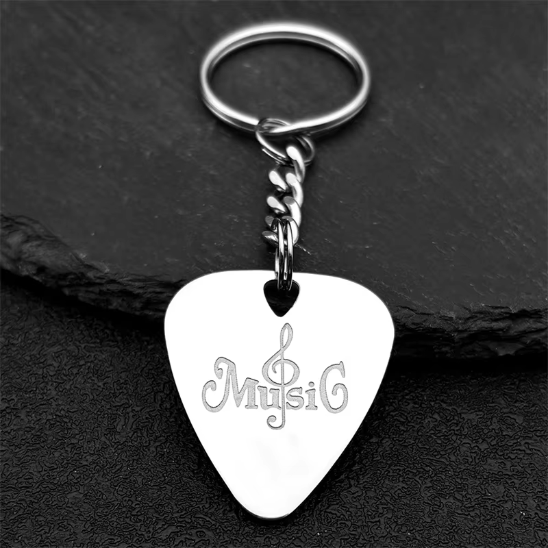 Llavero Musical de guitarra Goth Rock Y2k para mujeres y hombres, llavero con dije de bolsa de música estética negra de acero inoxidable, llaveros de joyería: YELLOW