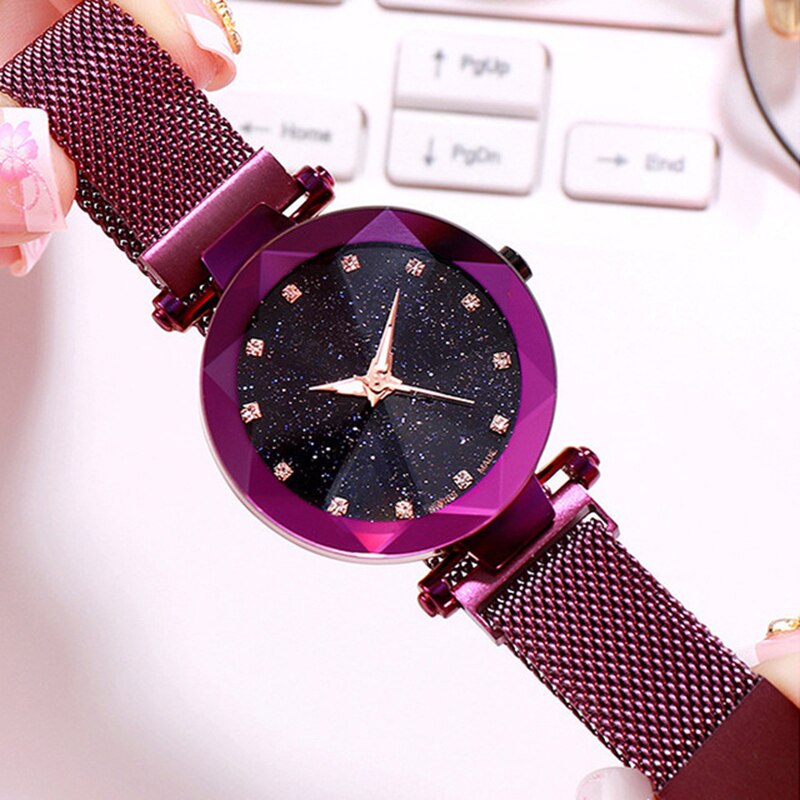 Luxe merk dameshorloge met diamanten wijzerplaat, dameshorloge met magnetische stalen armband en sterren, waterdicht horloge