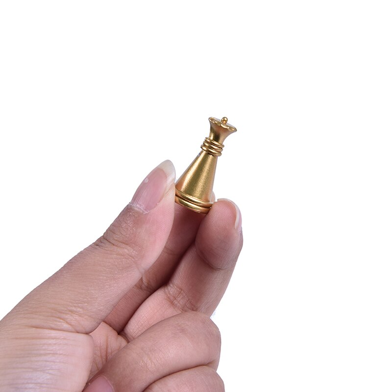 Magnetic Chess Set For Kids Adults Chess Board Game (Gold&Silver Chess Pieces)