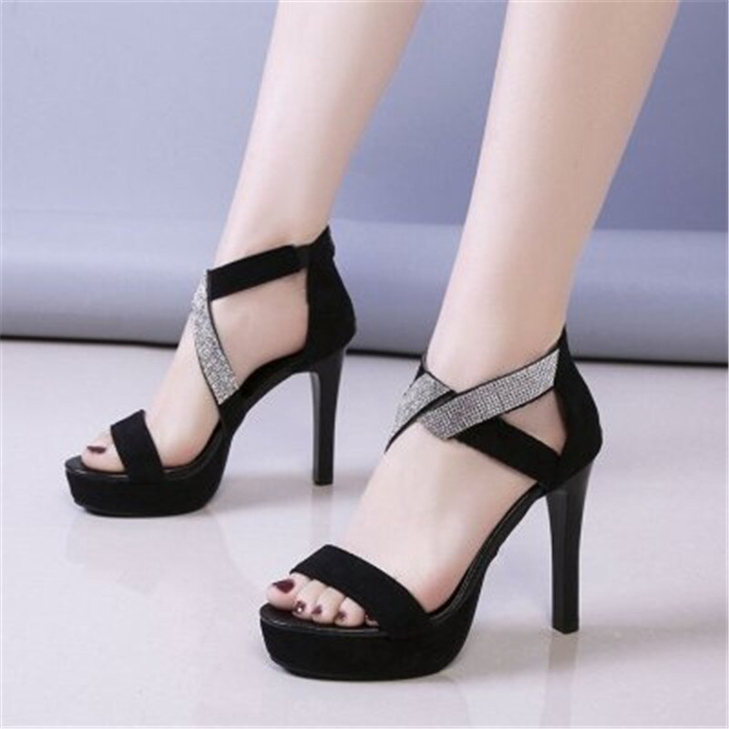 verano plataforma impermeable Sandalias de tacón alto de las mujeres nueva cinturón taladro de agua delgada tacones mujeres zapatos romanos Zapatos negro 34-40