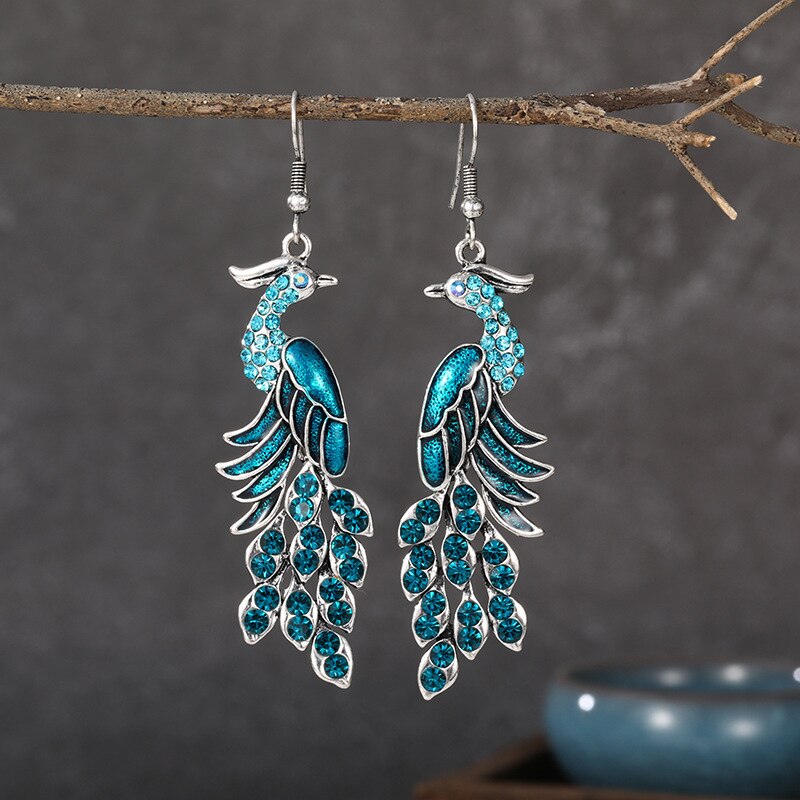 Niebieski Rhinestone etniczne kolczyki paw indyjska biżuteria w stylu Vintage srebrny kolor kryształu dynda wiszące kolczyki dla kobiet Pendientes
