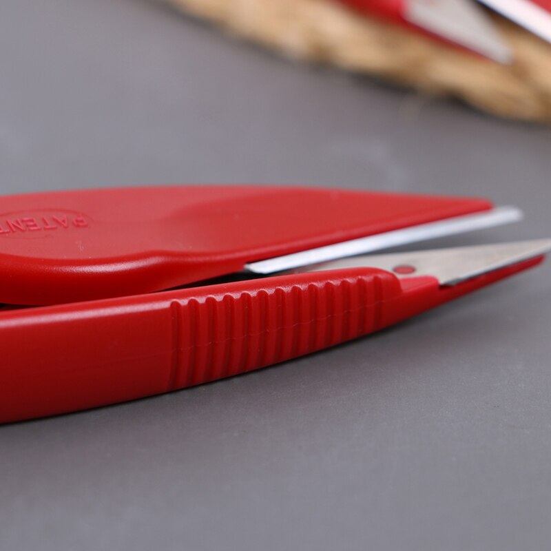 Advanced Plastic Handle Sewing Scissors Yarn Thread Scissors Embroidery Cross-stitch Cutter Shape Scissor Supplies Tool