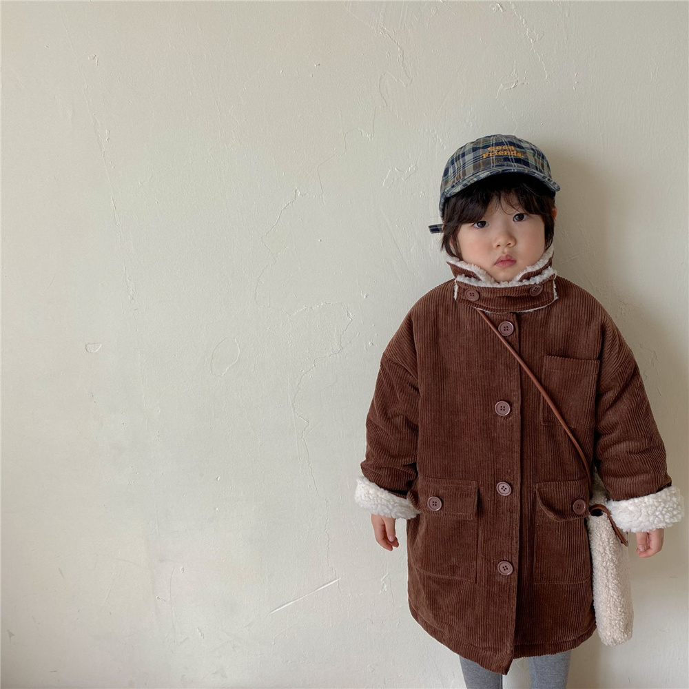 Koreaanse Stijl Winter Unisex Kinderen Dikke Corduroy Lange Stijl Jassen 2-6 Jaar Kinderen Innerlijke Berber Fleece Warm uitloper Jas