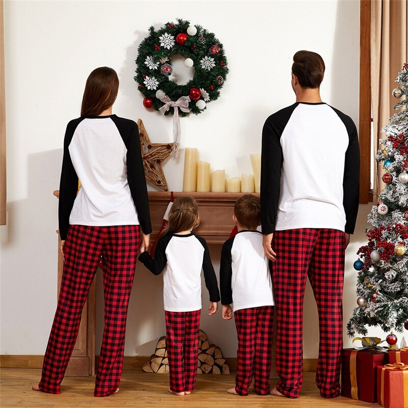Family Matching Christmas Pajamas Set Adult Kids Baby Sleepwear Nightwear Mommy And Me Xmas Deer Print Pjs Clothes Set