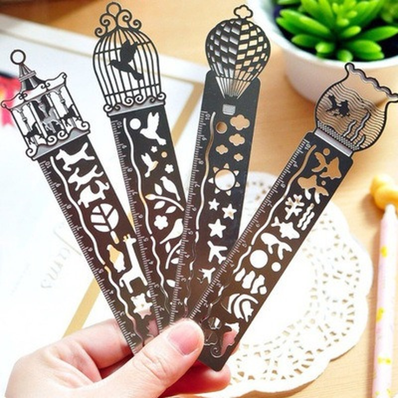Multifunctional Straight Ruler 10cm Hollow Out Exquisite Metal Bookmark Scale Ruler Exquisite Drawing Icon Model Ruler