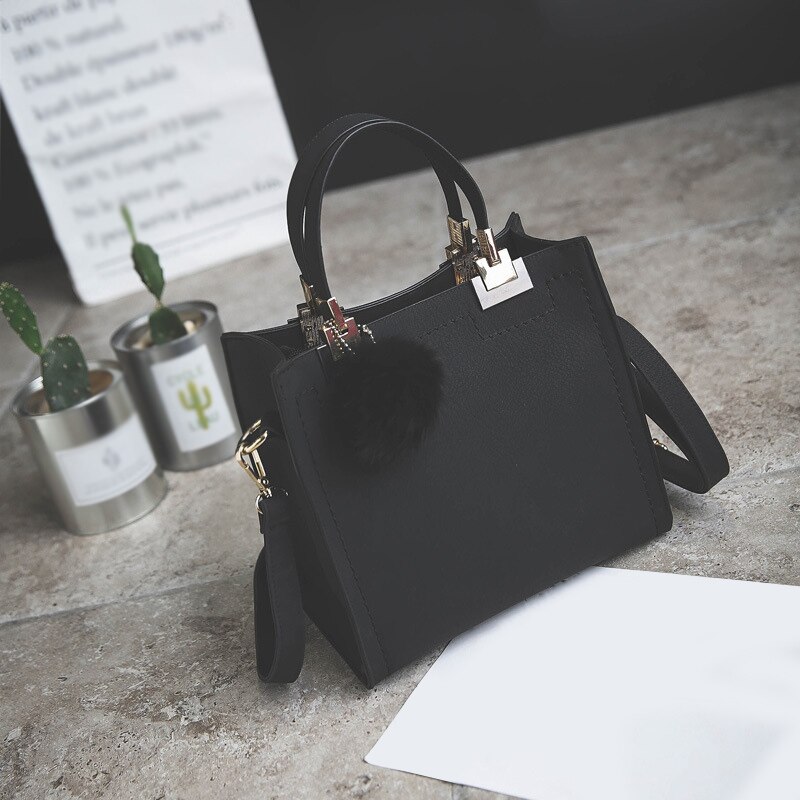 Brand Designers Hangbags For Women PU Leather Hairball Pendant Handbag Lady's Shoulder Messenger Bag For Women Tote Bag: Black