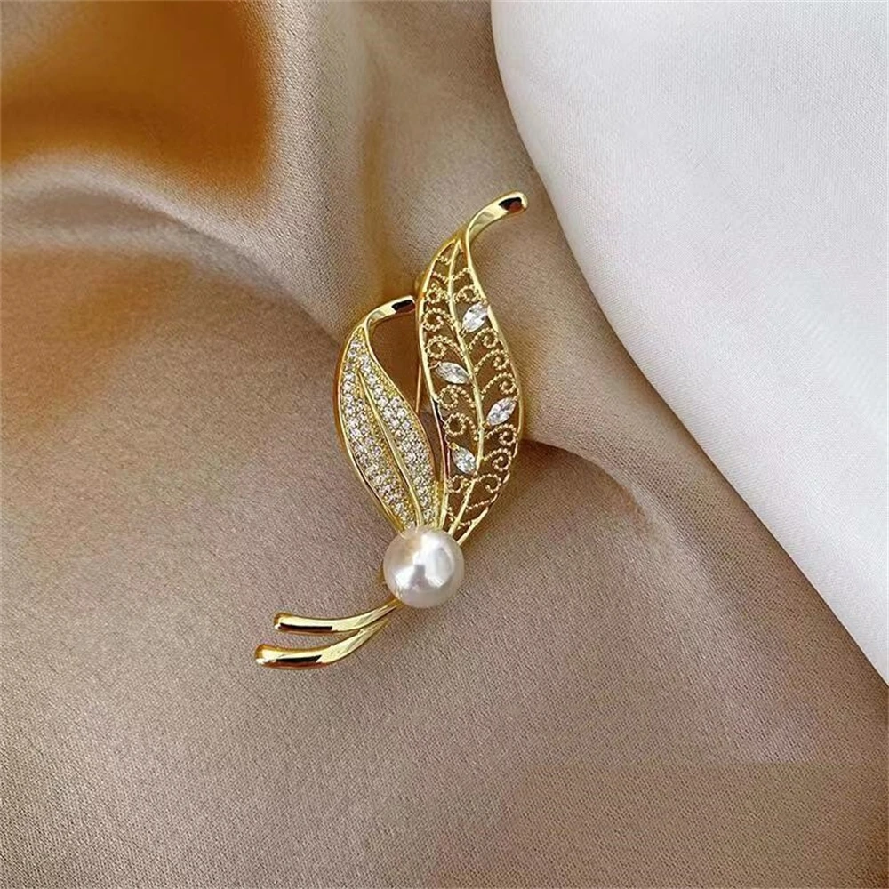 Crystal Turtle Brooches Vintage Metal Lapel Pin for Women Hat Scarf Backpack Badge Marine Animal Protection Souvenirs: Antique Copper Plated