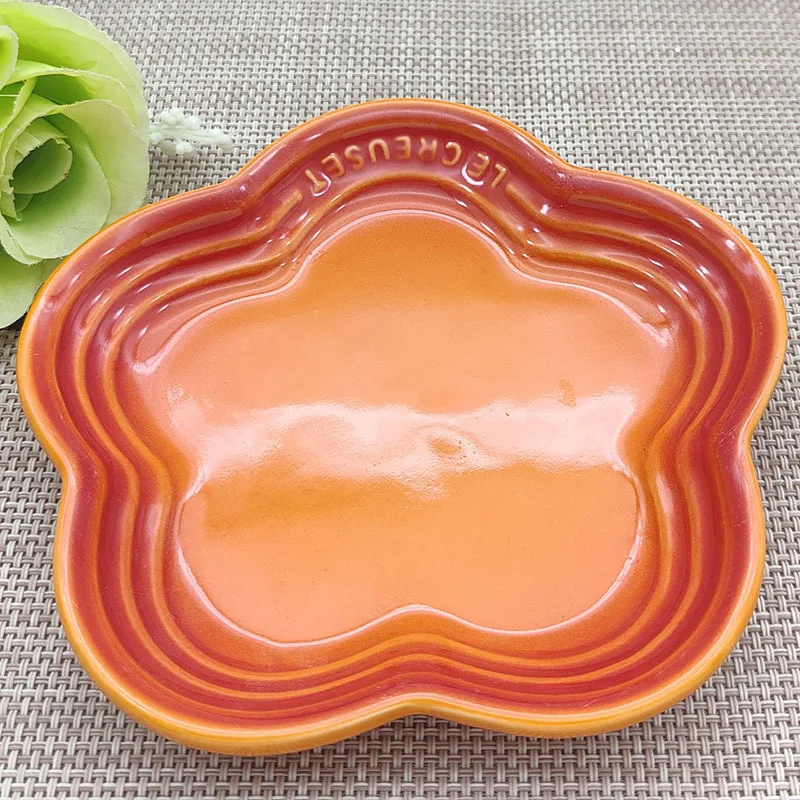 Plum Blossom Small Plate 14cm Sauce Plates French Cool Color Cake Dish Gradual Spit Bone Dishs Tableware Ceramic Dessert: black