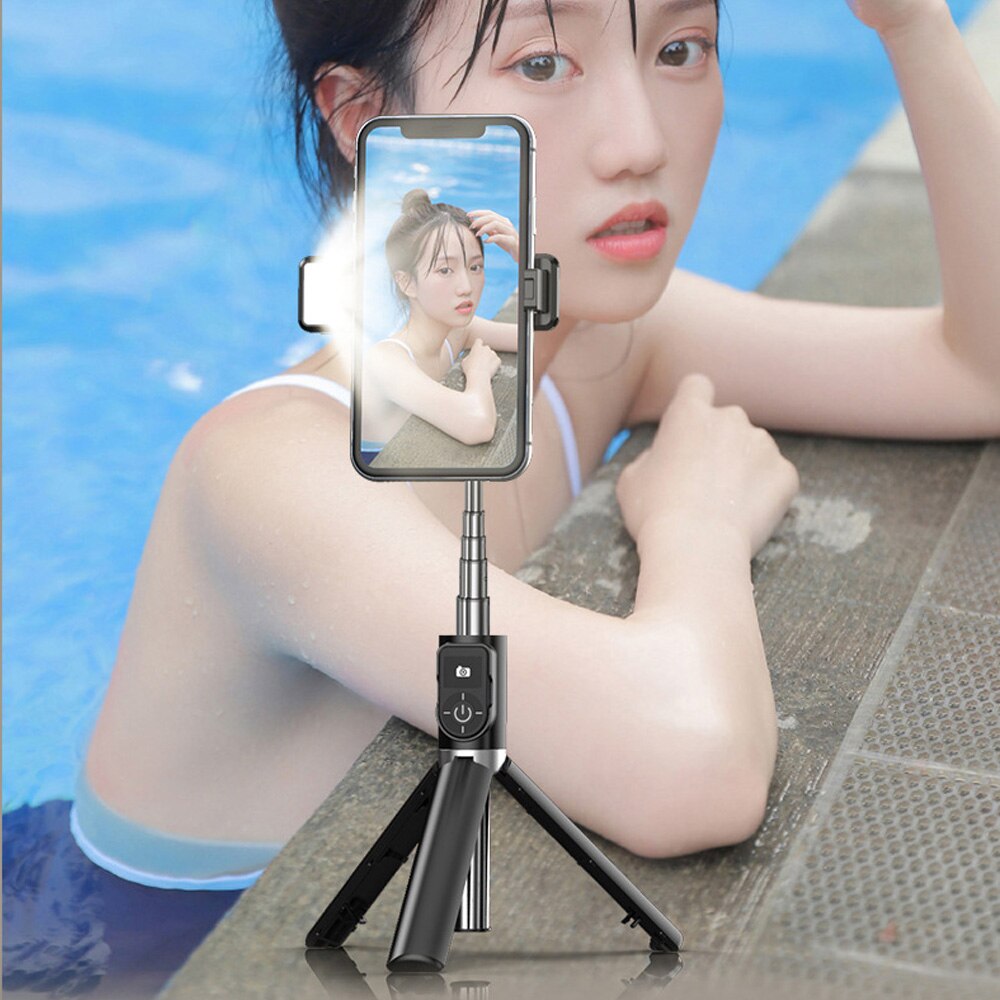 P70D Bluetooth Selfie Stick Tripod Fill light Video Record Support Universal Adjustable Direction Smartphone Stabilizer Vlog