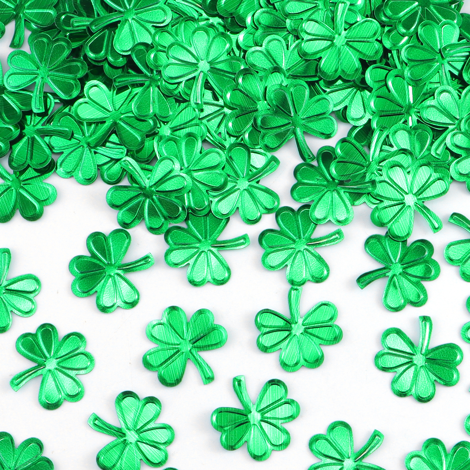 15g/30g St Patricks Day Table Decoration Sequins PVC Green Shamrock Confetti for Irish Festival Party Home Decoration
