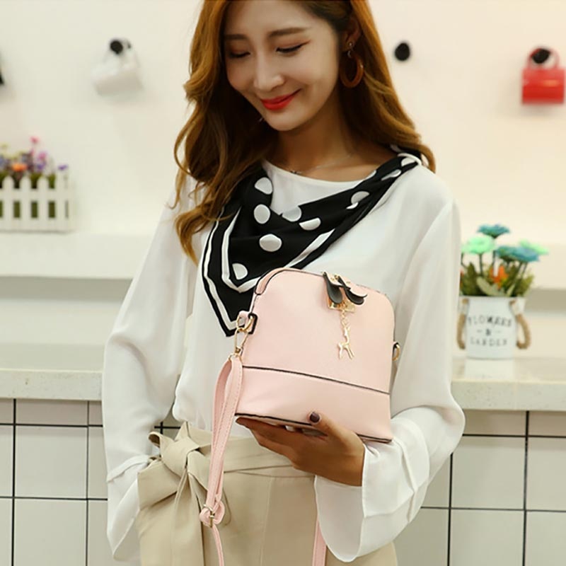 PU Leather Women Shoulder Bag Female Purse Deer Pendant Handbags Girl Mini Crossbody Bag Vintage Small Mini Flap Bolsos