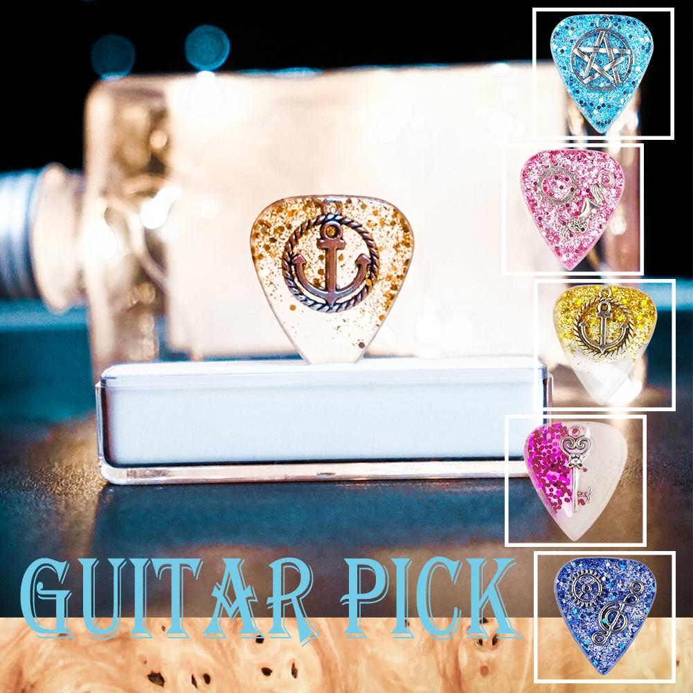 Púa de guitarra hecha a mano transparente, exquisita púa de guitarra DIY, collar de grosor de 1,5mm, púas de guitarra de Metal de resina 3*2,5*0,15 cm