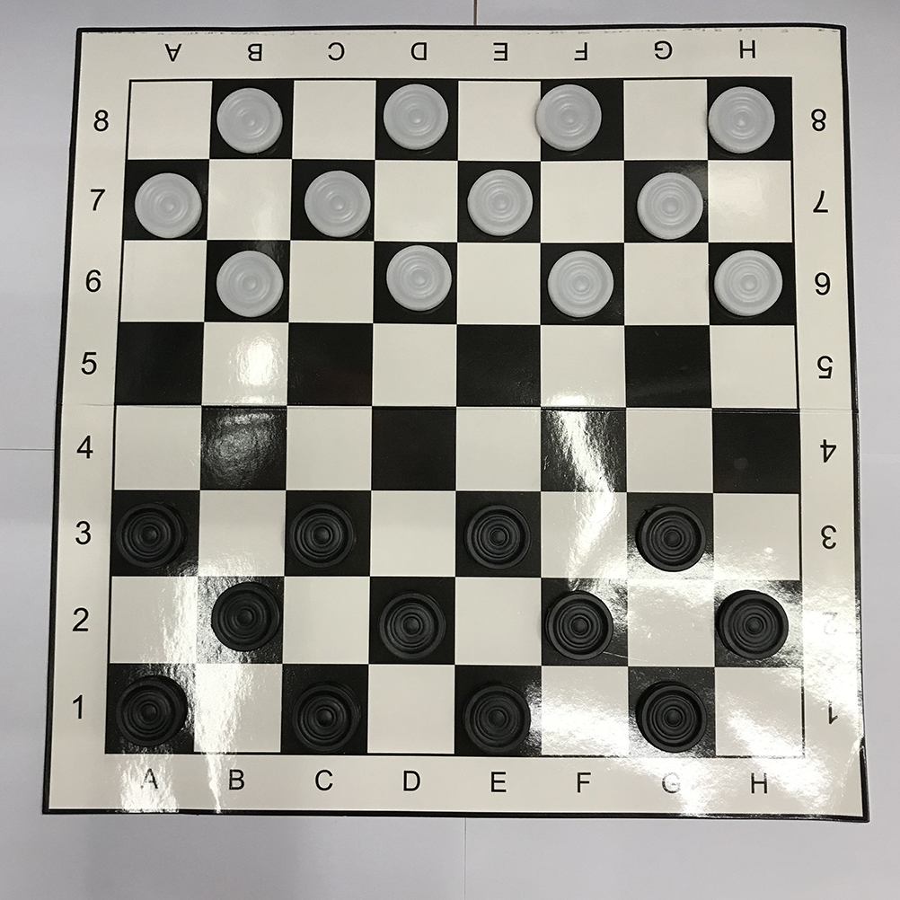 1 Set Ckeckers Durable Gefaltete Kunststoff Faltbare Zugluft Checkers Schach Checkers Set Für Kinder Kinder Erwachsene