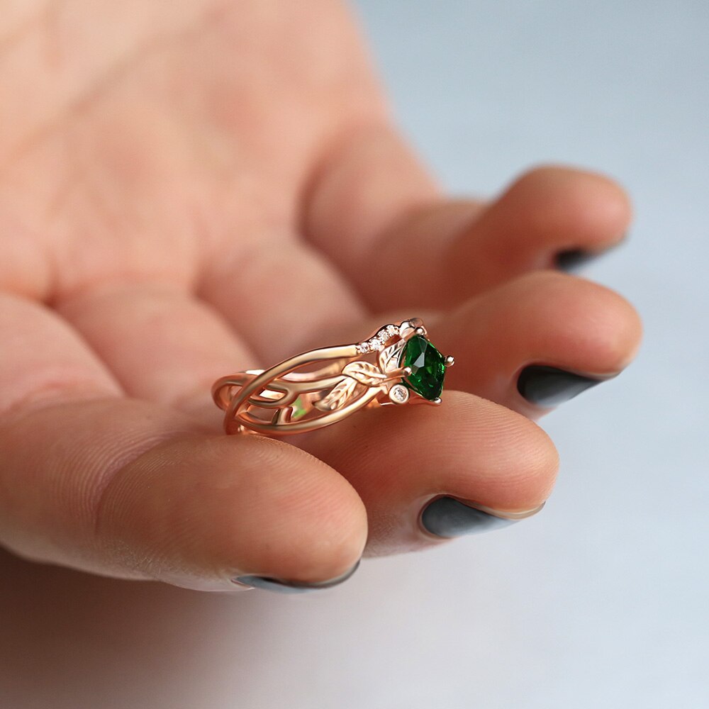 Huitan – bague de fiançailles motif plante romantique, anneau irrégulier avec pierre de Zircon cubique verte gémétrique, de bande de feuilles fraîches, tendance