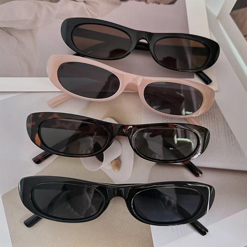 Gafas de sol negras con forma de ojo de gato para mujer, anteojos de sol femeninos, con montura estrecha, rectangulares, pequeños, UV400, 2024