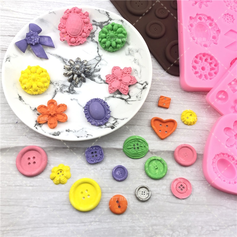 Tegneserie dekorativt tøj knap silikone fondant kageform cupcake gelé slik chokolade dekoration bageværktøj forme  fq3045