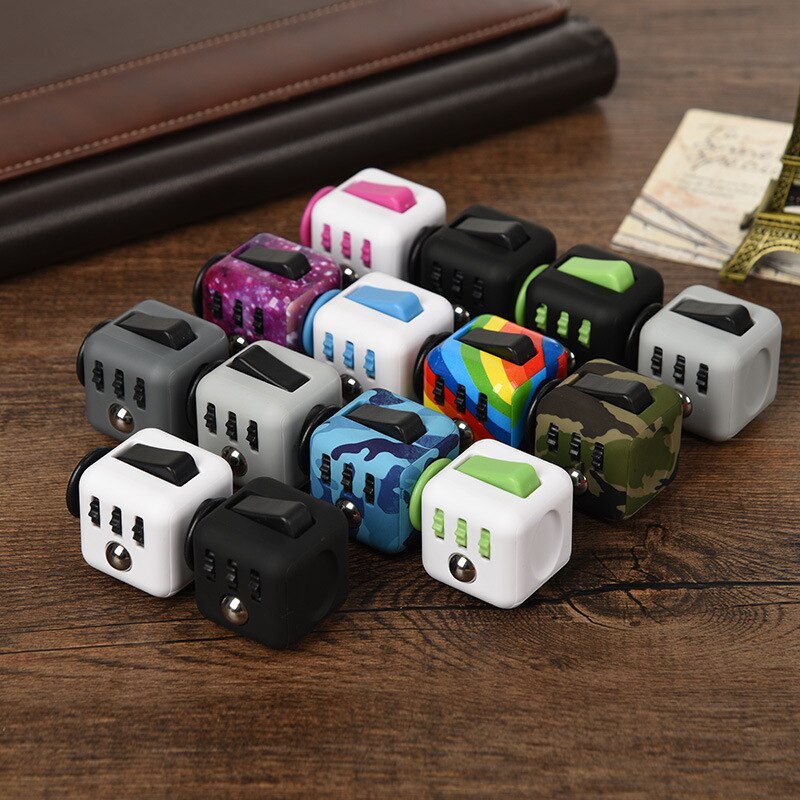 Hand Cube For Anxiety Relief Focus Kids 6 Sides Magic Button Anti Stress Cube Vinyl Desk Spinner Toys 3.3cm Relaxation