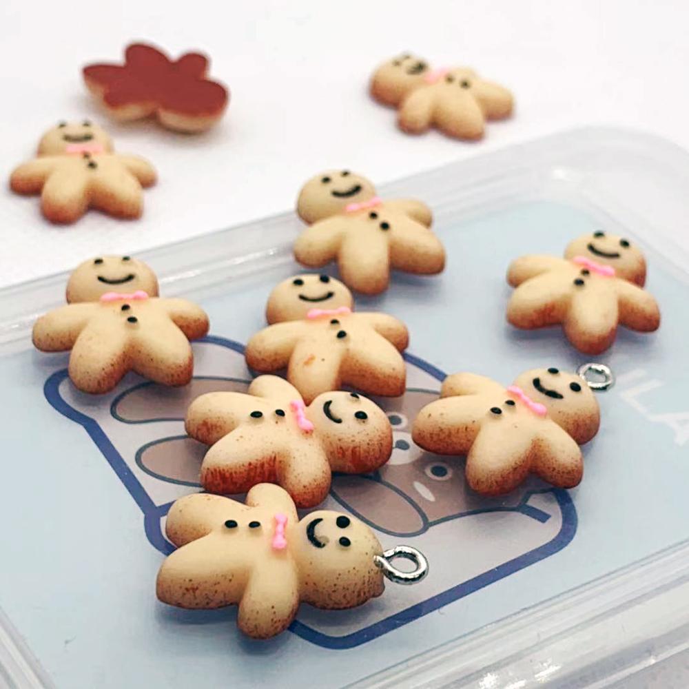 10pcs 17*19mm Lovely Resin Simulation Gingerbread Man Cookie Charms For DIY Flatback Cabochon Phone Case Keychain Accessories