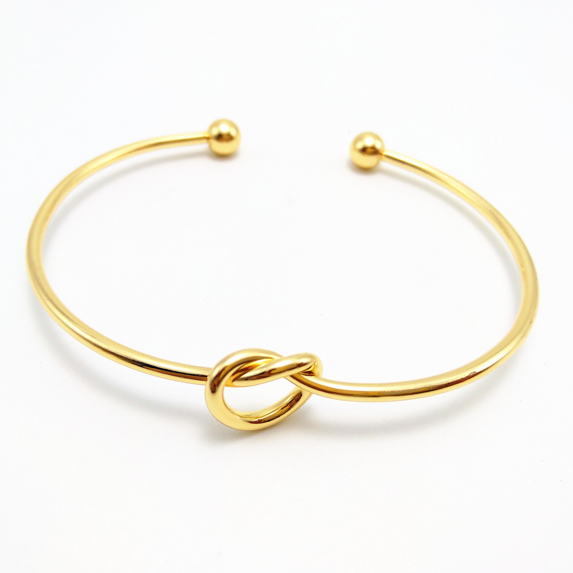 Vrouwen Liefde Knoop Armband Mode Eenvoudige Milieubescherming Metal Opening Veelzijdige Temperament Dames Bangle: Love Gold SZ001