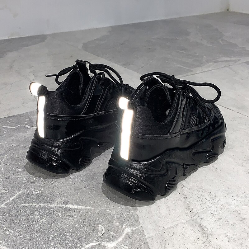 Lack chunky sneakers kvinnor sommar punk stil high platform sneakers kvinna snörning fritidsskor platta vulkaniserade skor