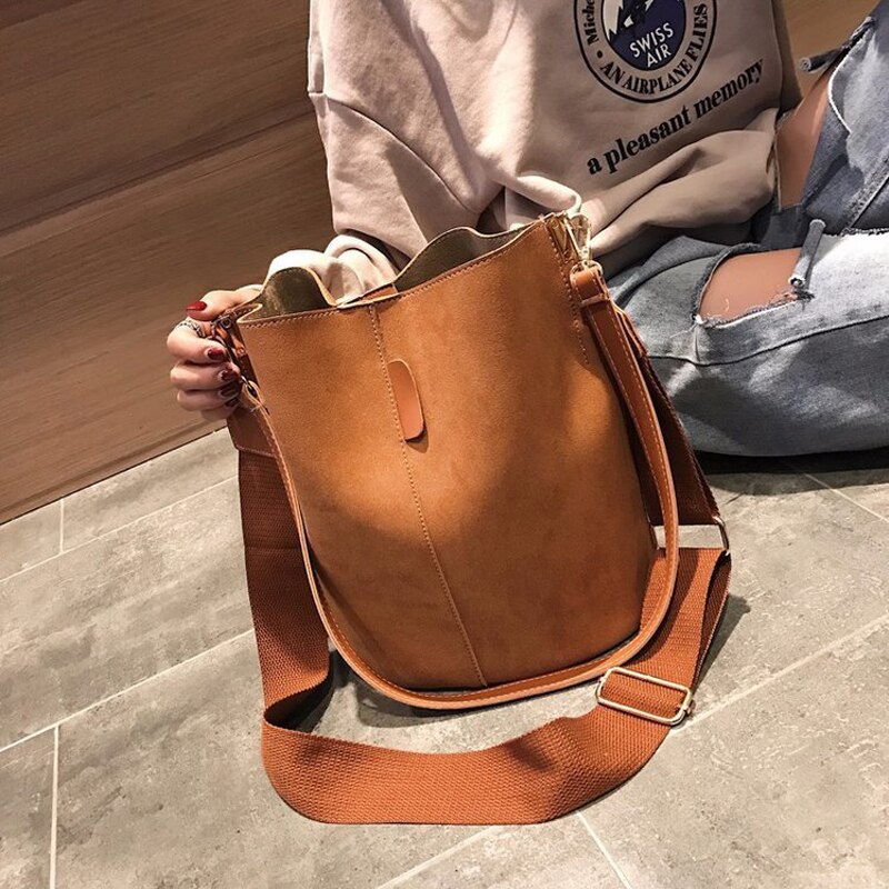 Kvinna väska retro stor kapacitet frostat pu läder dam en axel bärbar messenger bucket bag brun kvinnlig väska