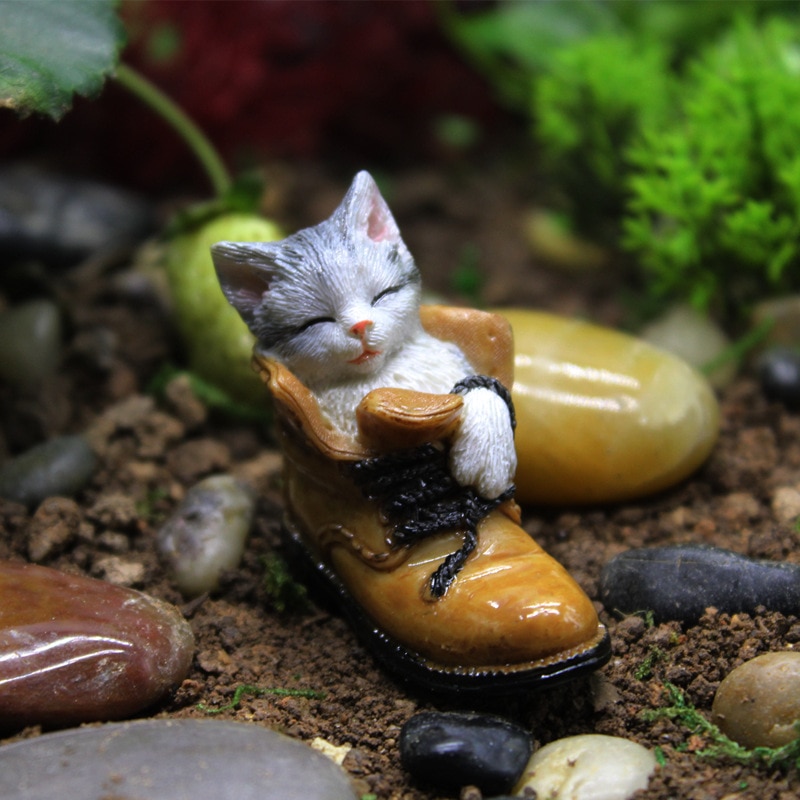 Mini Kat In Laarzen Hars Standbeeld Micro Decor Voor Bureau Outdoor Tuin Dier Sculptuur Decoratie Ornament