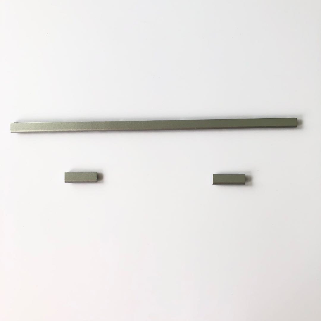 Pantalla inferior LCD bisel para Lenovo YOGA 730-13ISK 730-13IKB bisagras cubierta 5CB0Q95859: Hinges cover