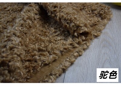Schapenwol met krullen, geweven imitatiebont, geitenhaar, flanellen bontstof, pluche stof, poppenachtergrondstof, tapijtstof: G