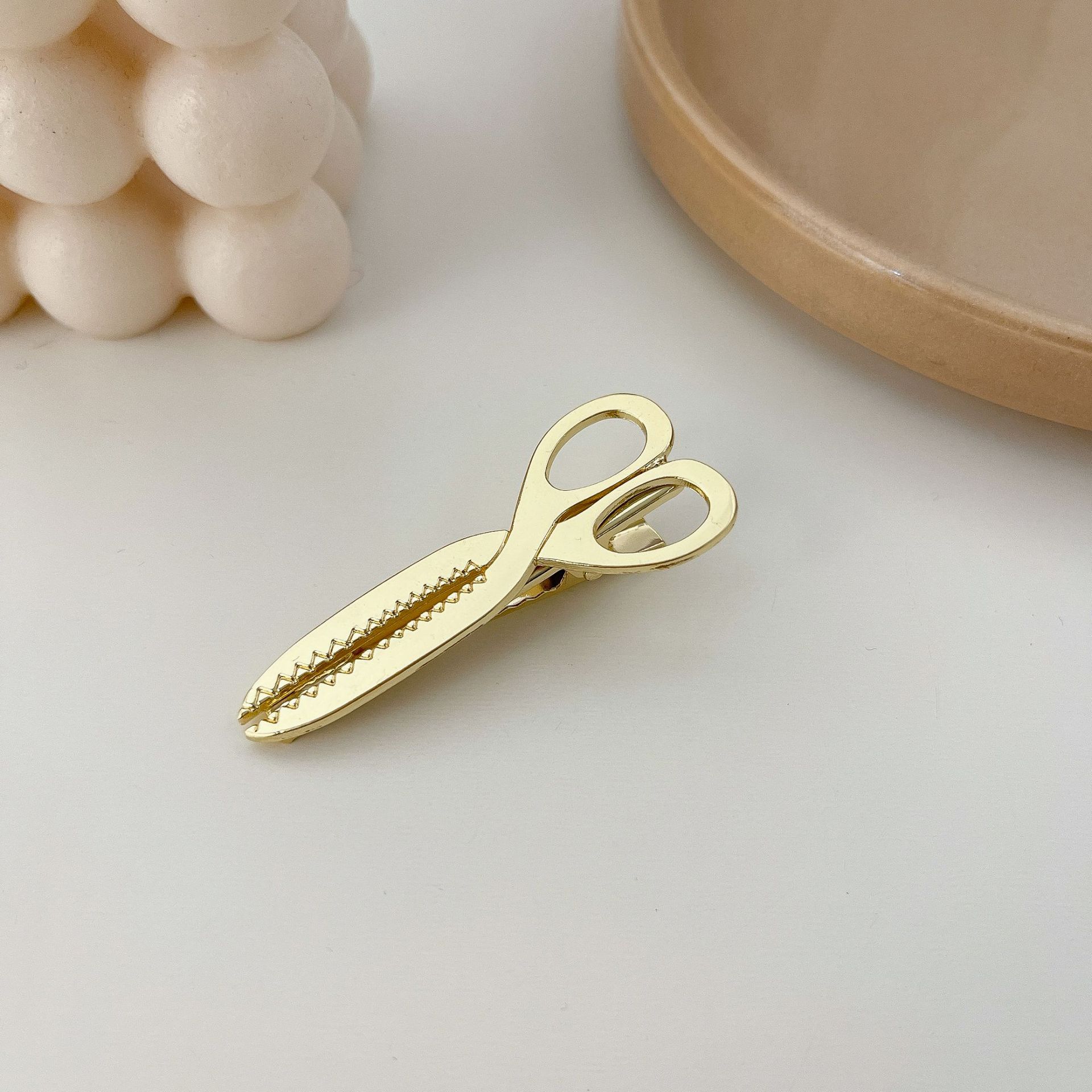 Mode Legering Haarspeldjes Schaar Kam Tang Een Woord Clip Vorm Haarspeld Eendenbek Pin Kant Clip Pony Haar Clip Voor vrouw: D