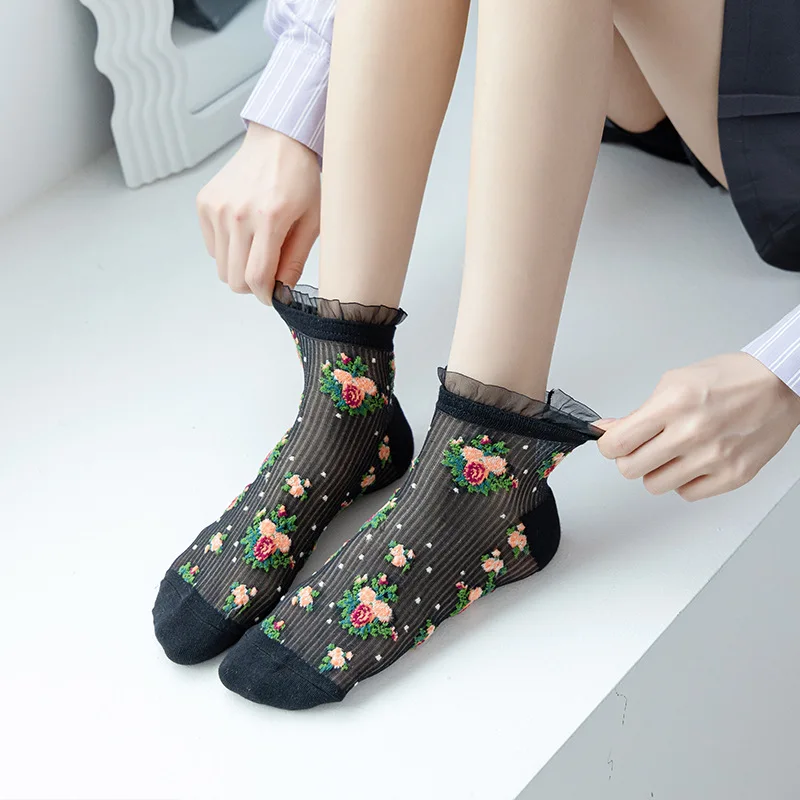 Calcetines con volantes de encaje Lolita, calcetines cortos Vintage Harajuku con bordado Floral, calcetines de seda de cristal transparentes ultrafinos de verano para mujer